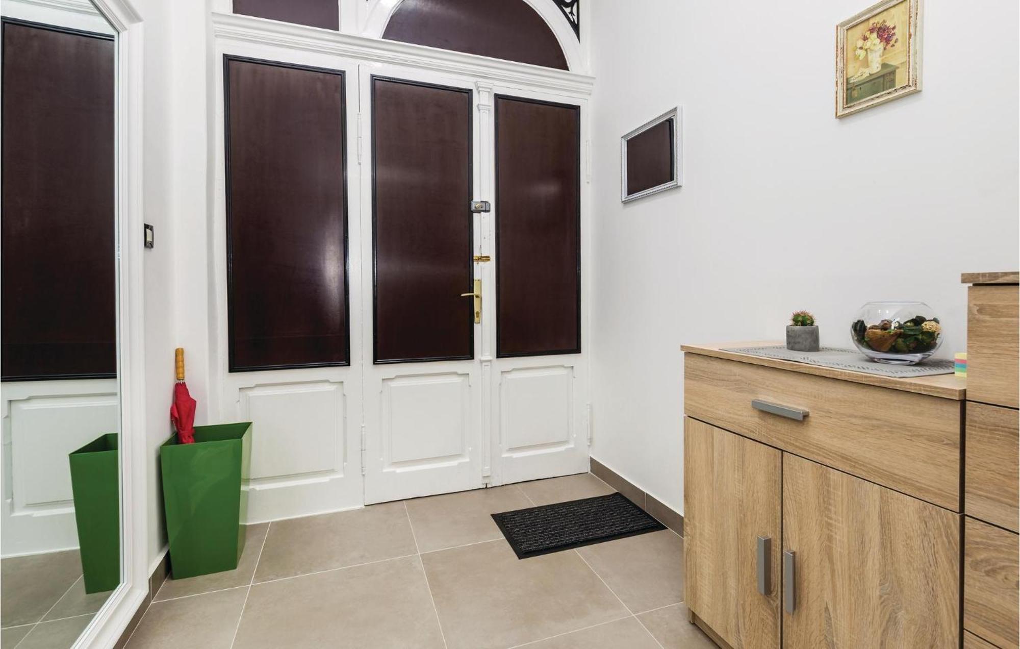 Amazing Apartment In Rijeka With Wifi Eksteriør billede