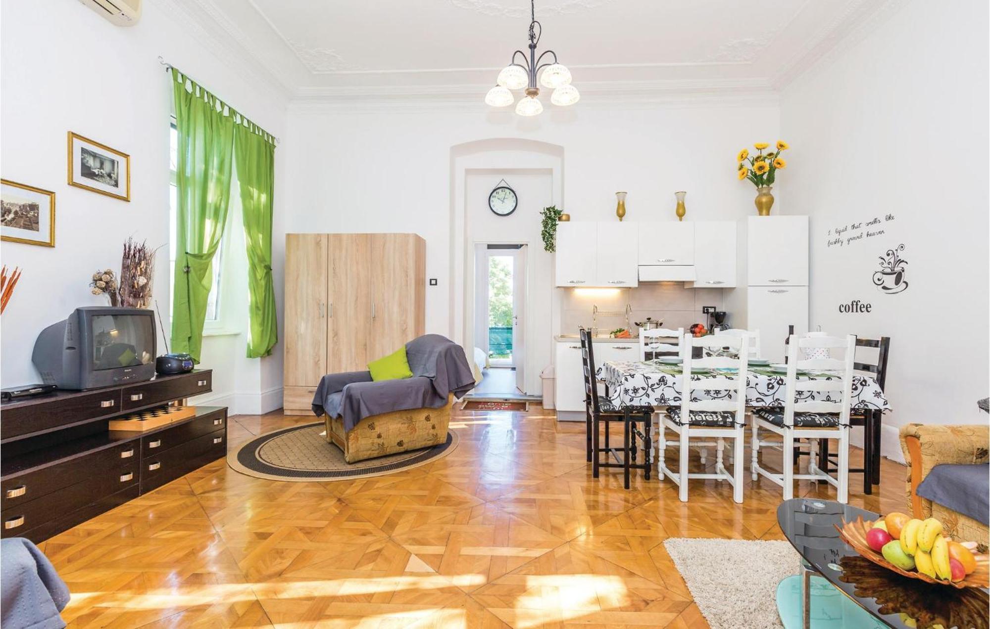 Amazing Apartment In Rijeka With Wifi Eksteriør billede